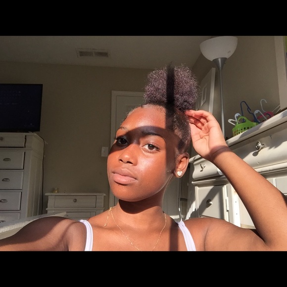 Meet your Posher, Amiah - Picture 1 of 1